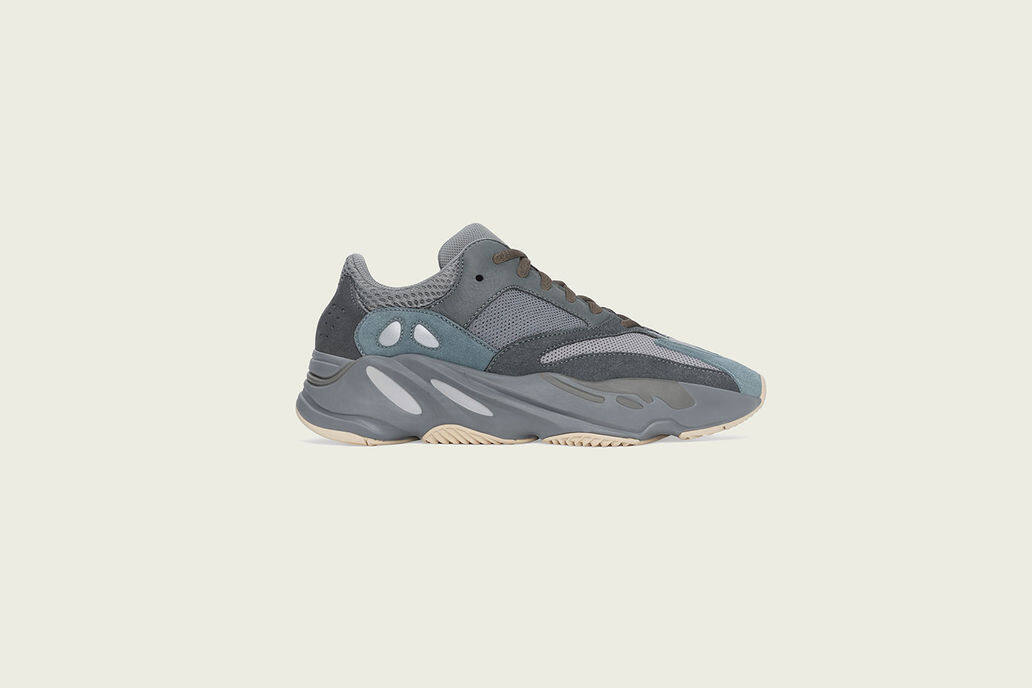 adidas originals x kanye west yeezy boost 700
