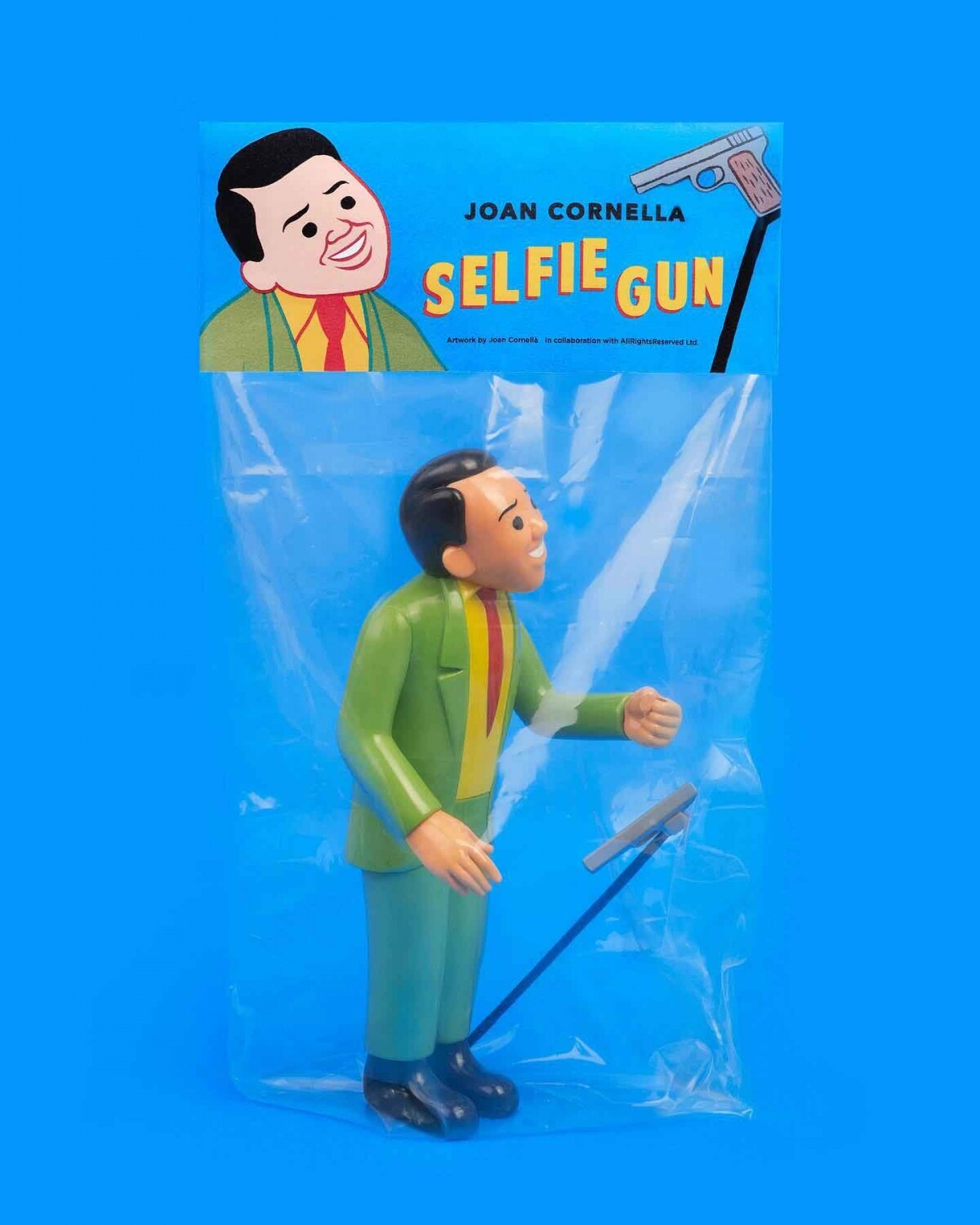 Joan Cornellà首枚SELFIE GUN搪膠公仔推出！限量1000枚價錢極吸引